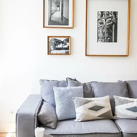 Luxury And Beautiful In Chiado Daire *