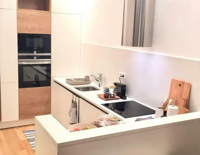 Luxury And Beautiful In Chiado Apartamento