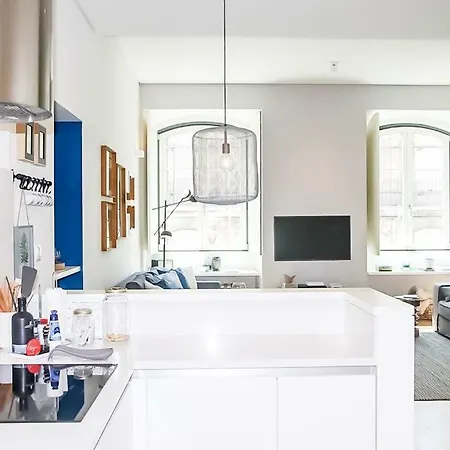 Apartment Luxury And Beautiful In Chiado