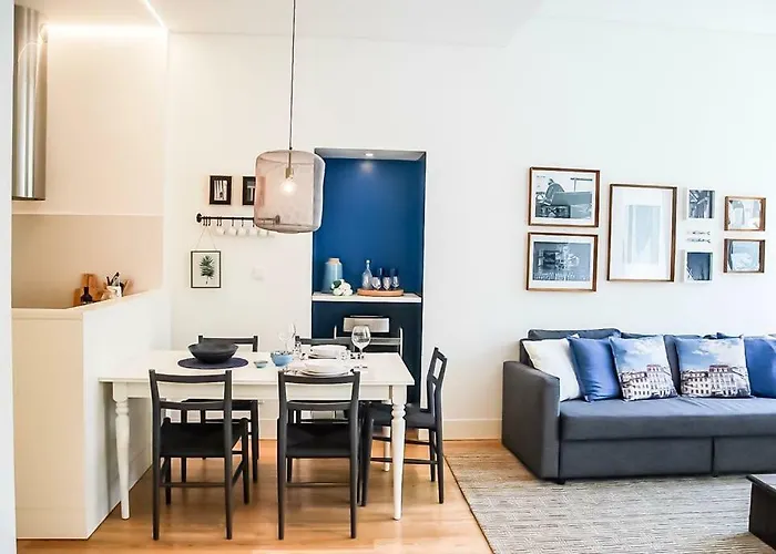 Luxury And Beautiful In Chiado Апартаменты Лиссабон