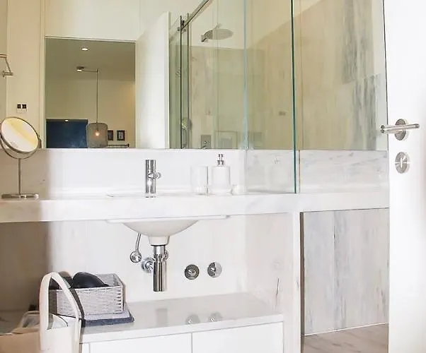 Апартаменты Luxury And Beautiful In Chiado